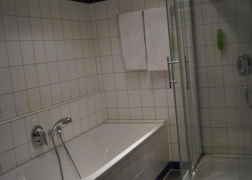 Lower Saxony Hinte Suite