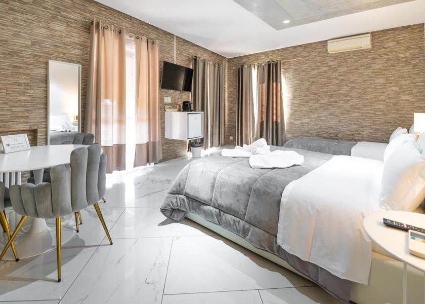 Veneto San Martino Buon Albergo Suite with River View