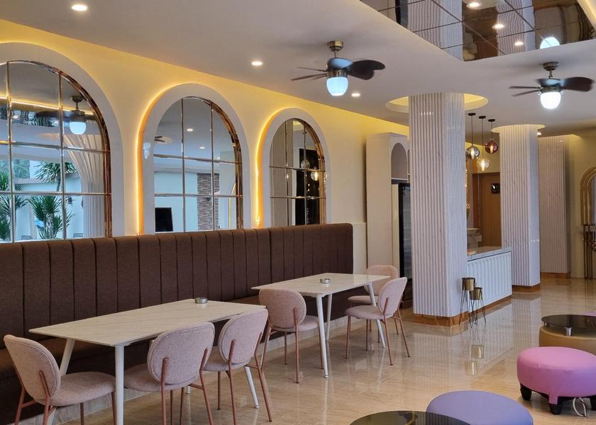 North Sulawesi Manado Bar/lounge