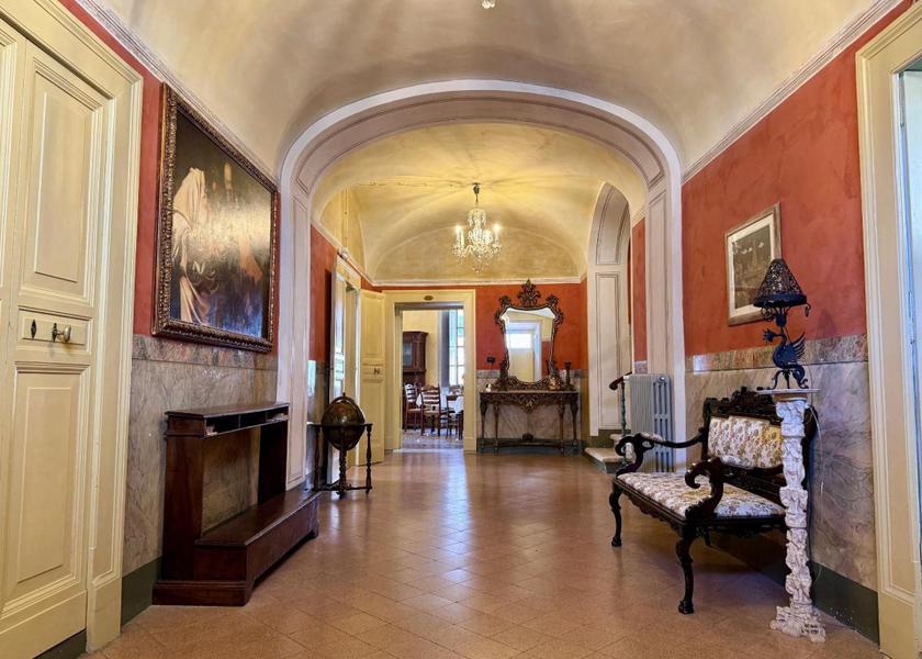 Umbria Amelia lobby