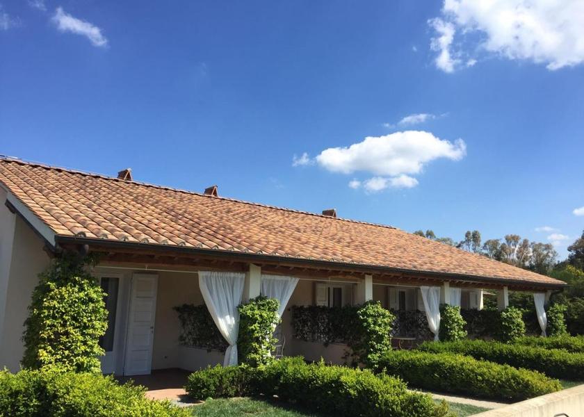 Tuscany Castagneto Carducci Hotel Exterior