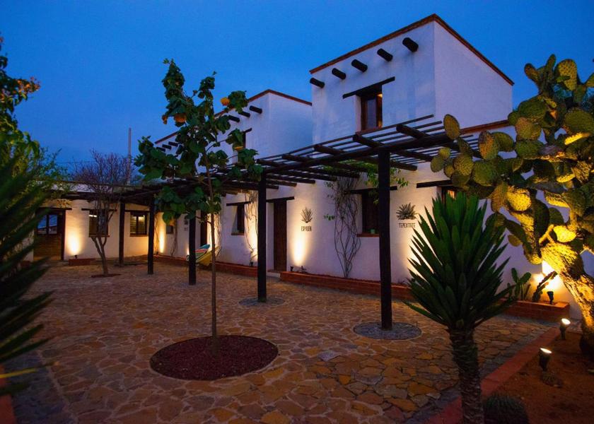 Oaxaca San Pablo Villa de Mitla garden