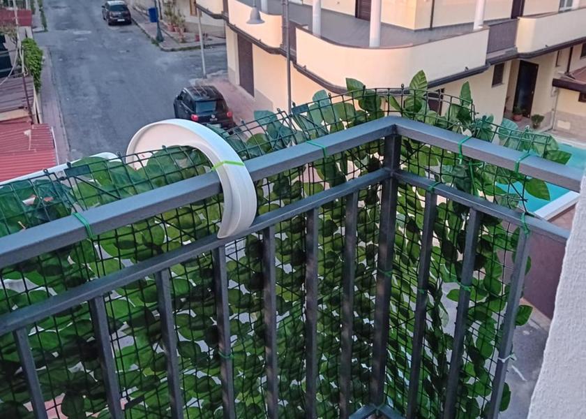 Calabria Gioia Tauro balcony/terrace