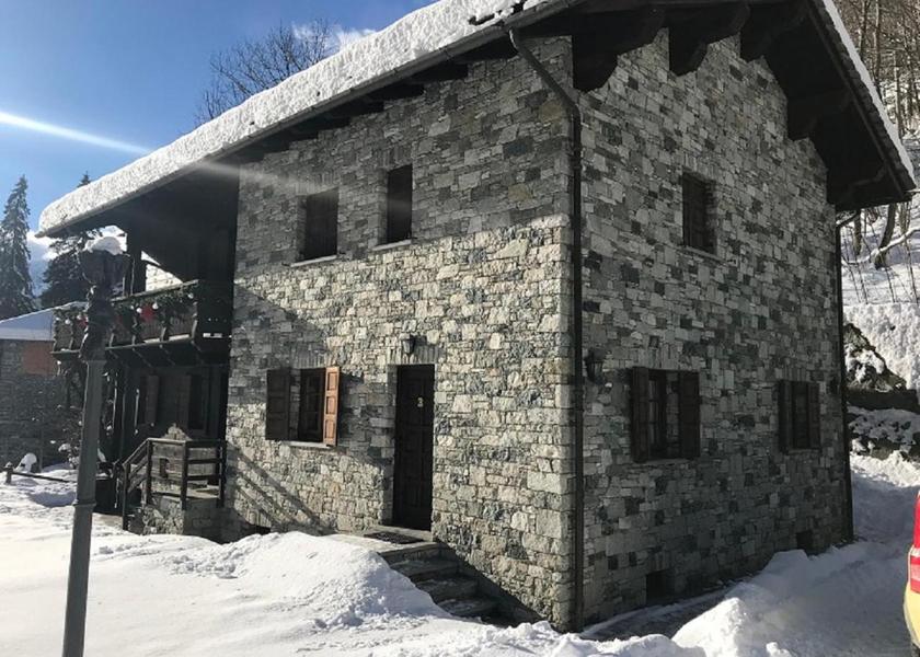 Valle d'Aosta Gressoney-Saint-Jean entrance