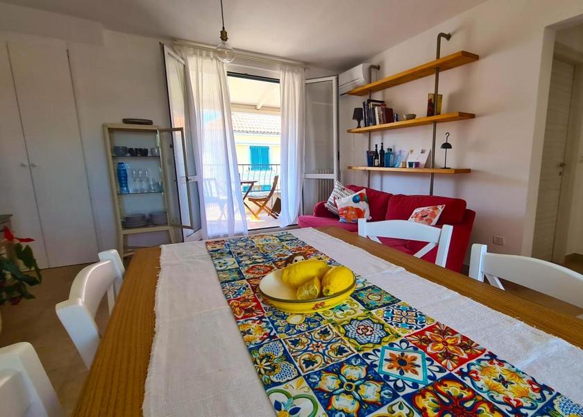 Marche Grottammare shared lounge/tv area
