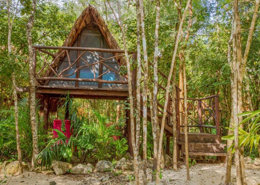 Quintana Roo Leona Vicario Hotel Exterior