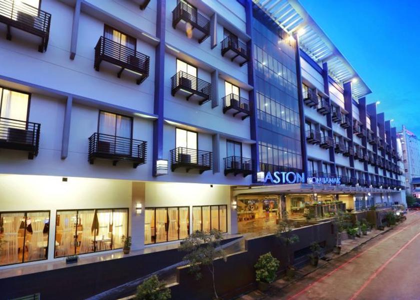 West Kalimantan Pontianak Hotel Exterior