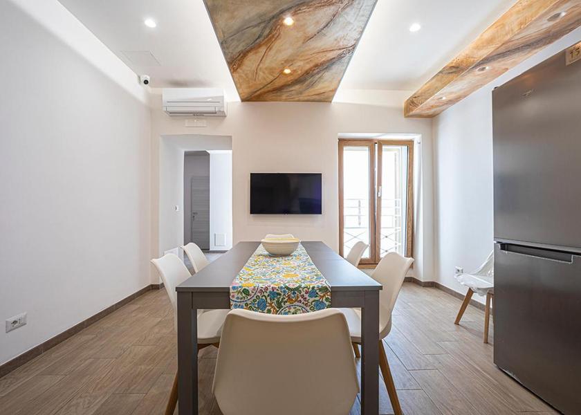 Puglia Mola di Bari kitchen