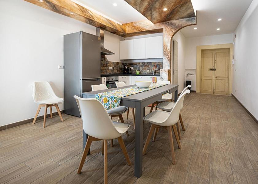 Puglia Mola di Bari kitchen