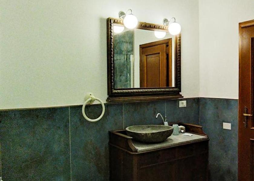 Emilia-Romagna Molinella Twin Room with Private External Bathroom