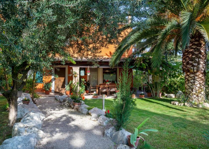 Marche Osimo entrance