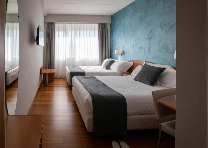 Marche Osimo Superior Twin Room