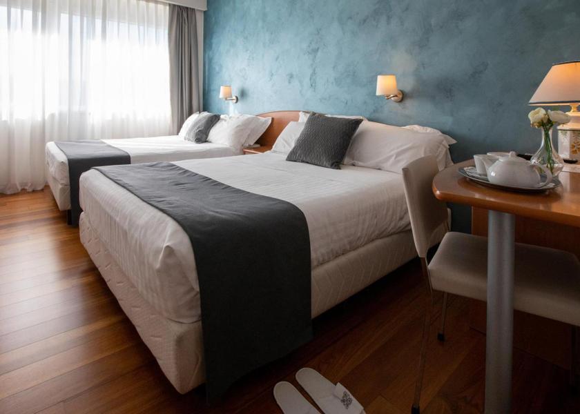 Marche Osimo Superior Twin Room