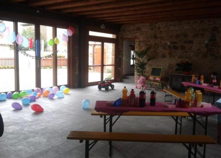 Friuli-Venezia Giulia Pradamano shared lounge/tv area