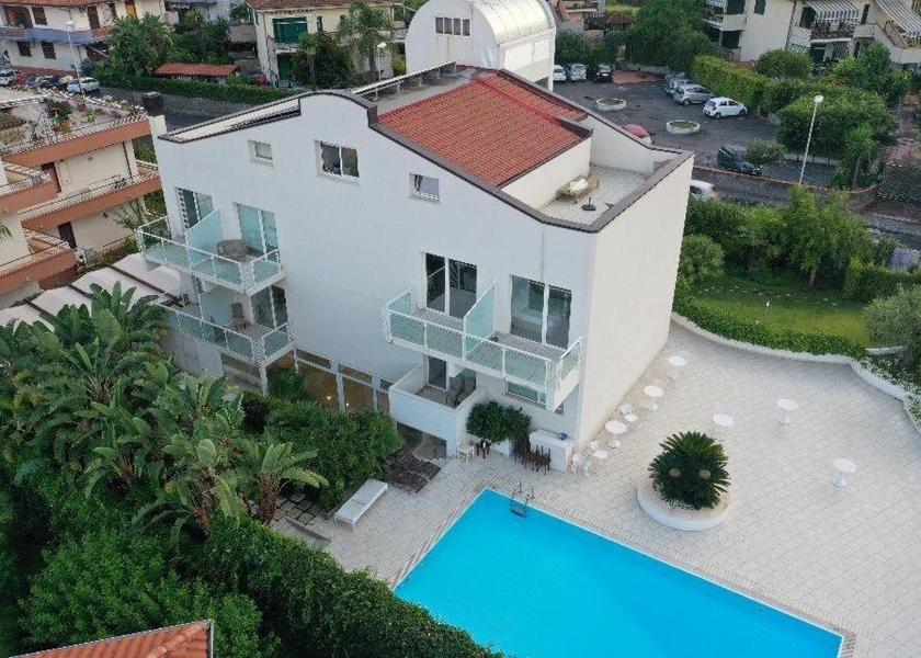 Sicily Riposto exterior view
