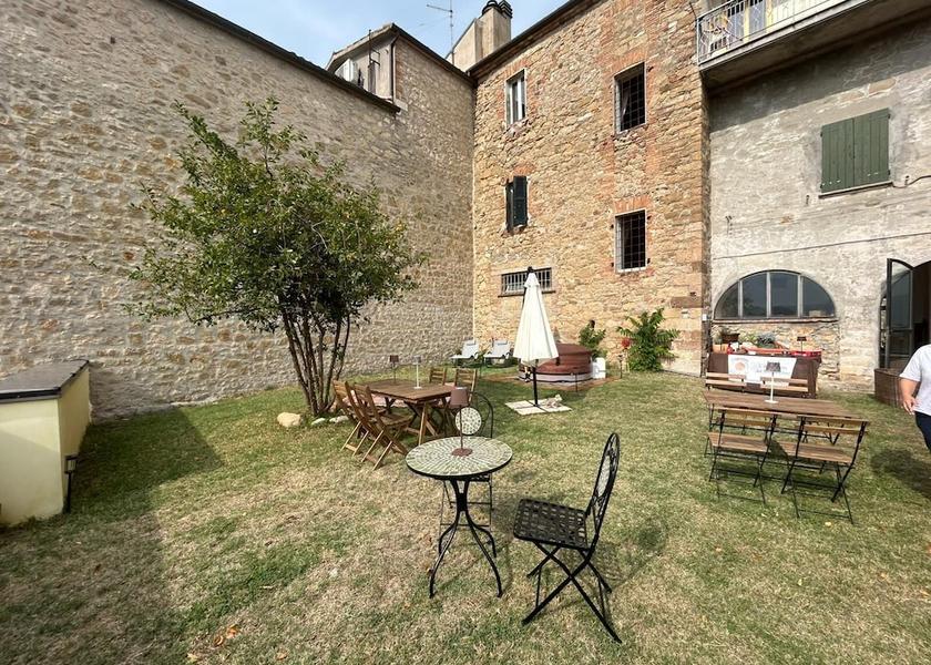 Emilia-Romagna San Leo Outdoor dining