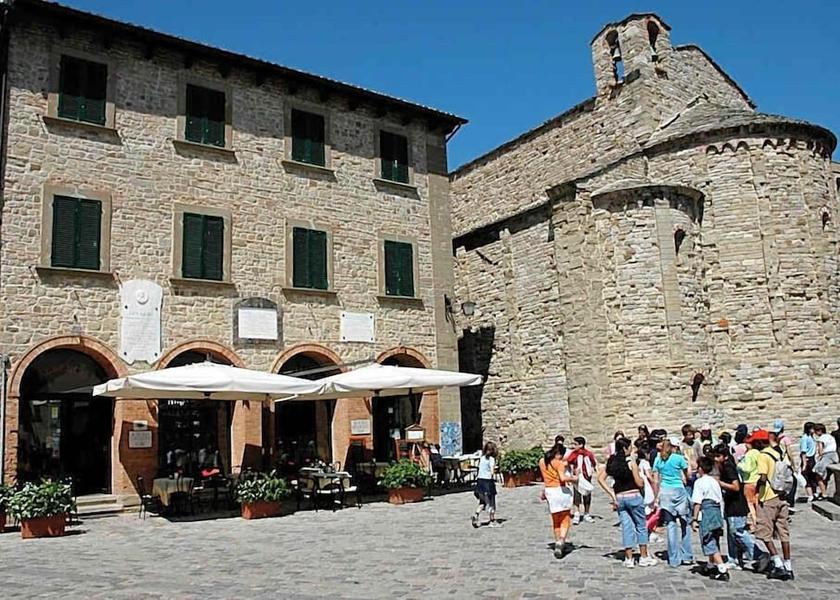 Emilia-Romagna San Leo Exterior