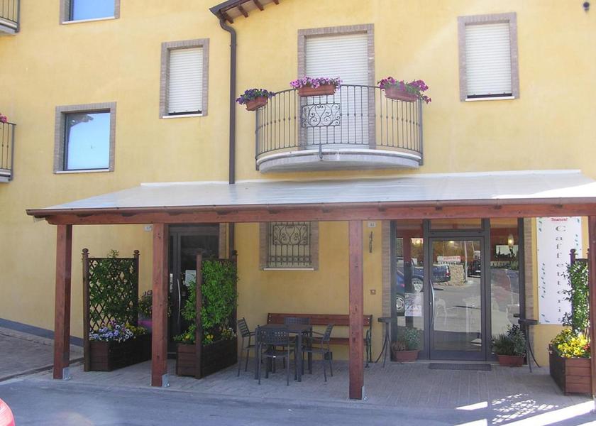 Marche San Severino Marche entrance