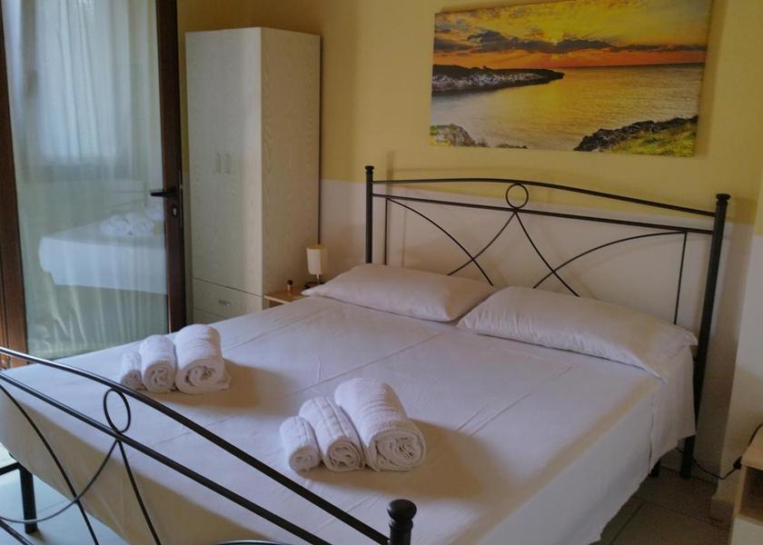 Puglia Santa Cesarea Terme Double Room with Patio