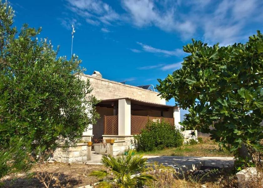 Puglia Santa Cesarea Terme exterior view