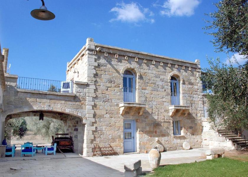 Puglia Santa Cesarea Terme entrance
