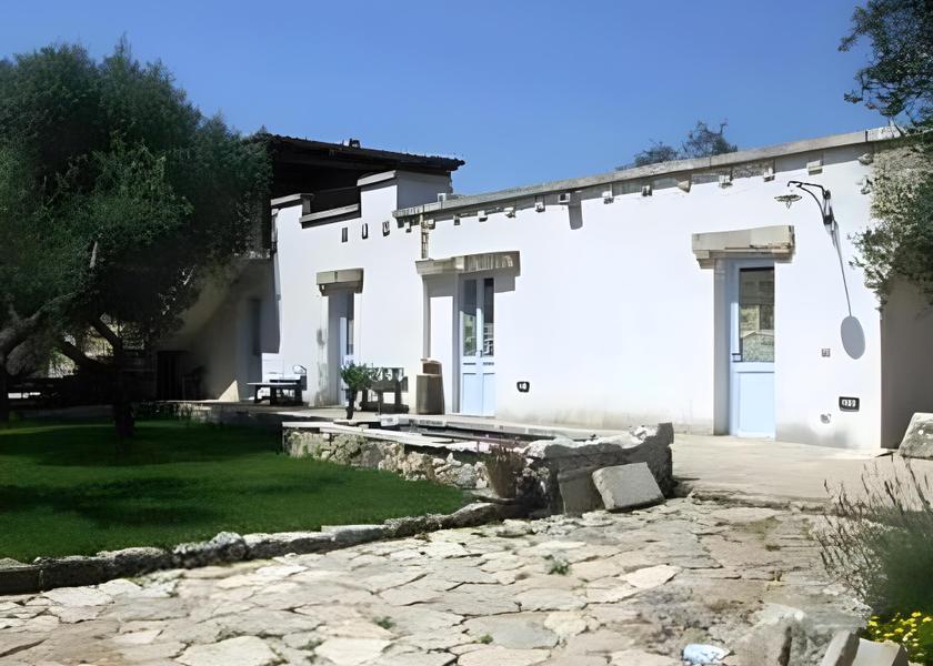Puglia Santa Cesarea Terme exterior view