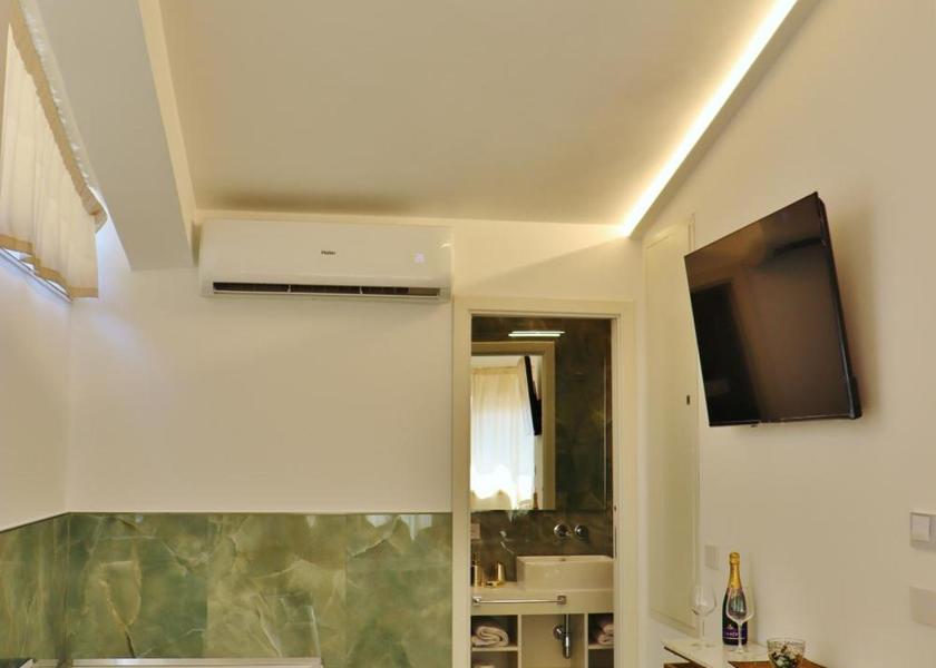 Calabria Scilla Superior Suite with Sea View