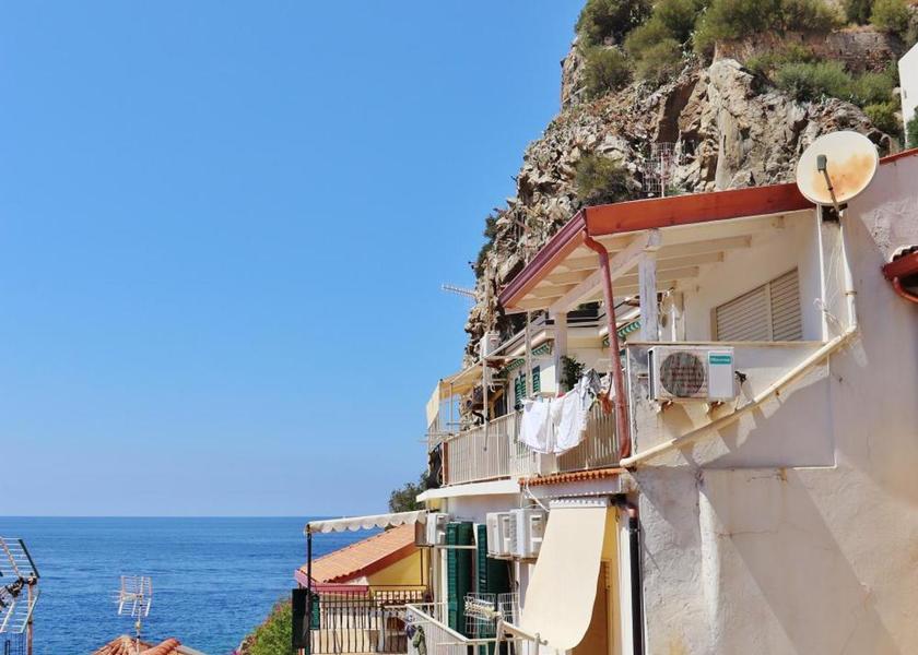 Calabria Scilla Superior Suite with Sea View