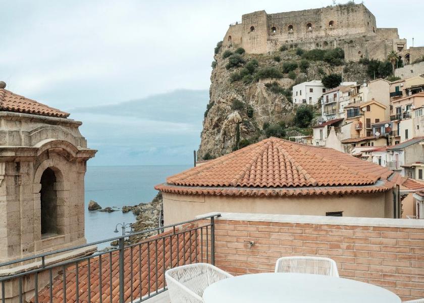 Calabria Scilla exterior view