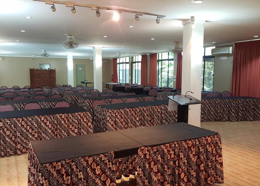 meeting room / ballrooms