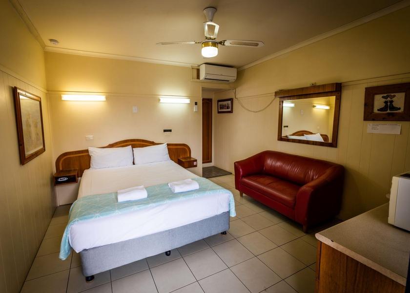 New South Wales West Wyalong Standard Queen