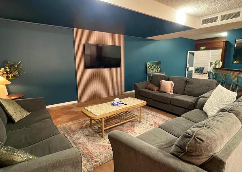 Western Australia Geraldton shared lounge/tv area