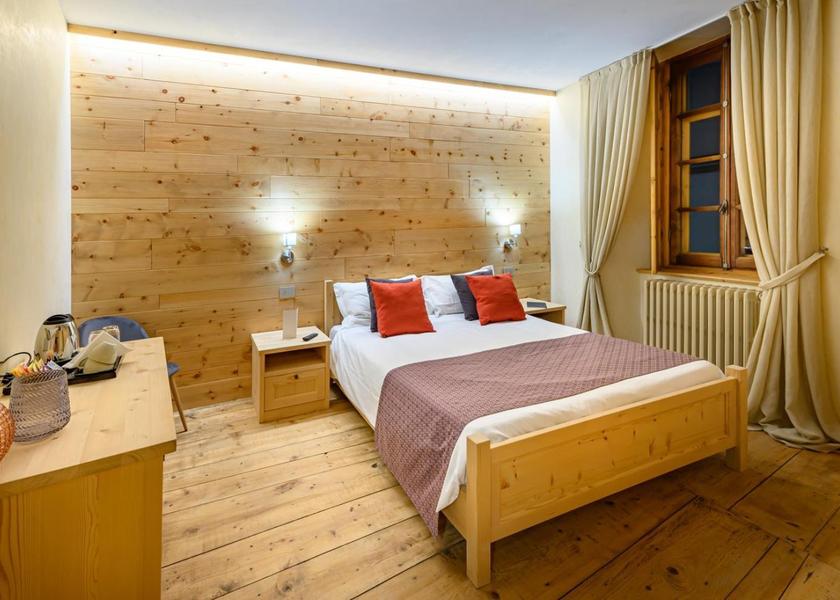 Lombardy Tirano Comfort Quadruple Room