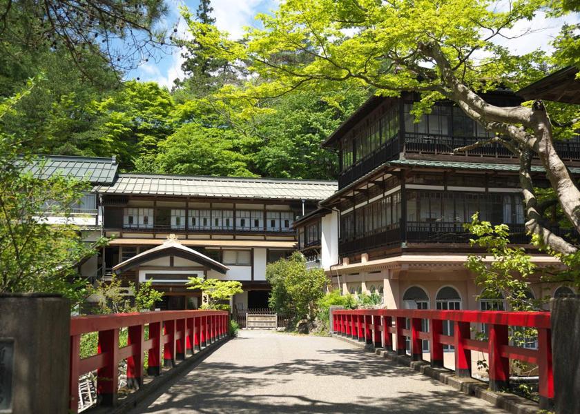 Gunma Nakanojo Hotel Exterior