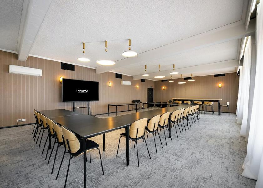 Victoria Warrnambool Meeting facility