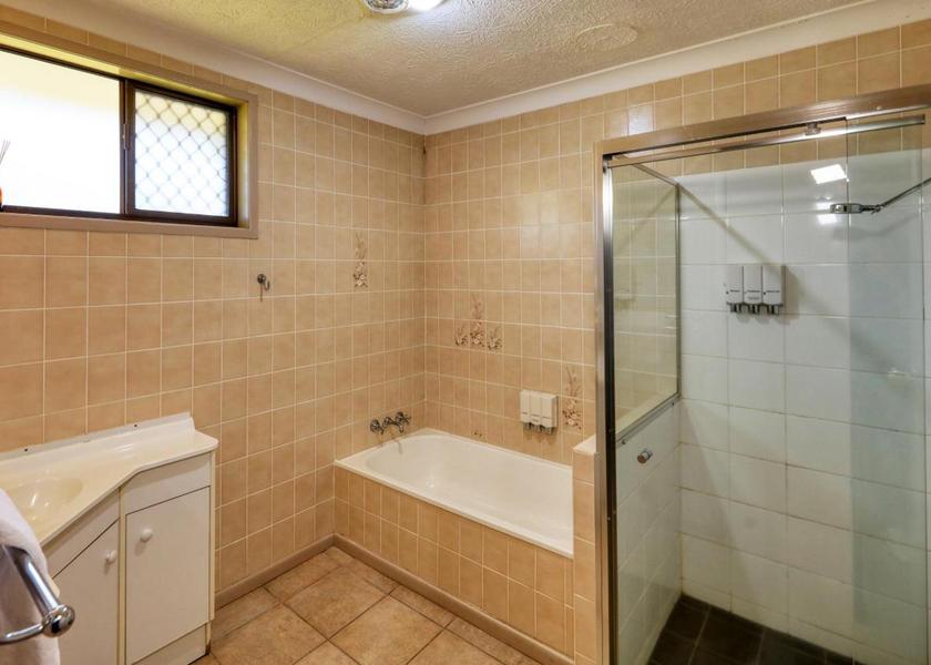 Queensland Toowoomba Executive Two-Bedroom Suite