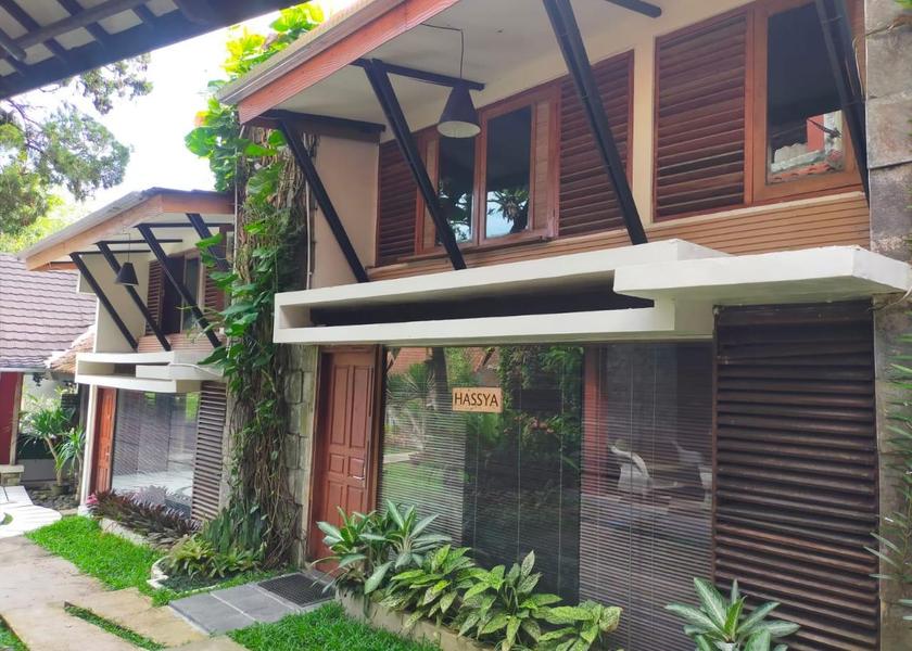 West Java Ciawi Hotel Exterior