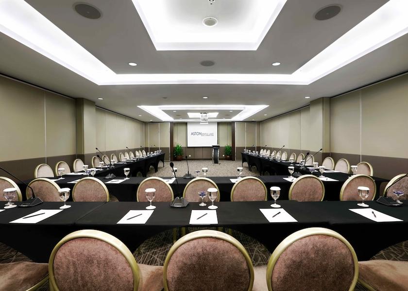 Meeting facility