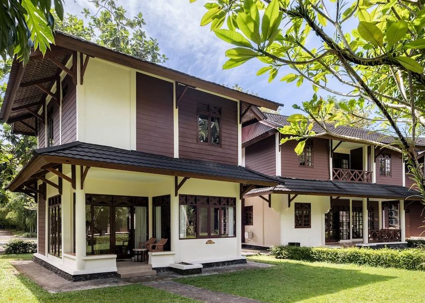 Banten Carita Exterior