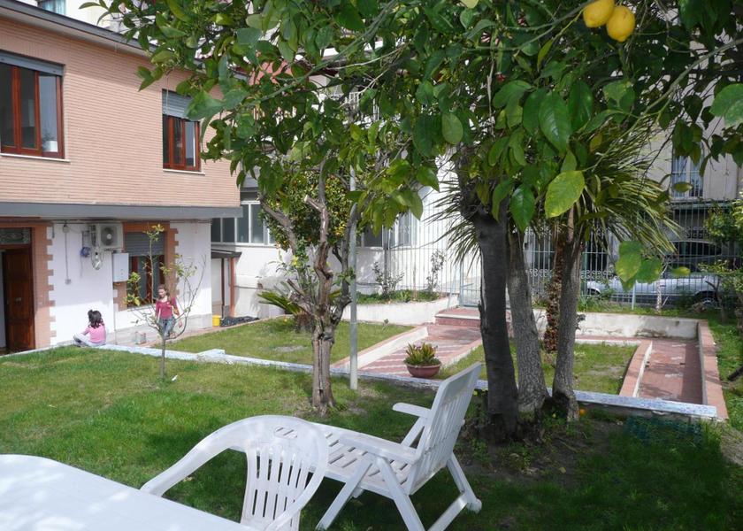 Campania Ercolano garden