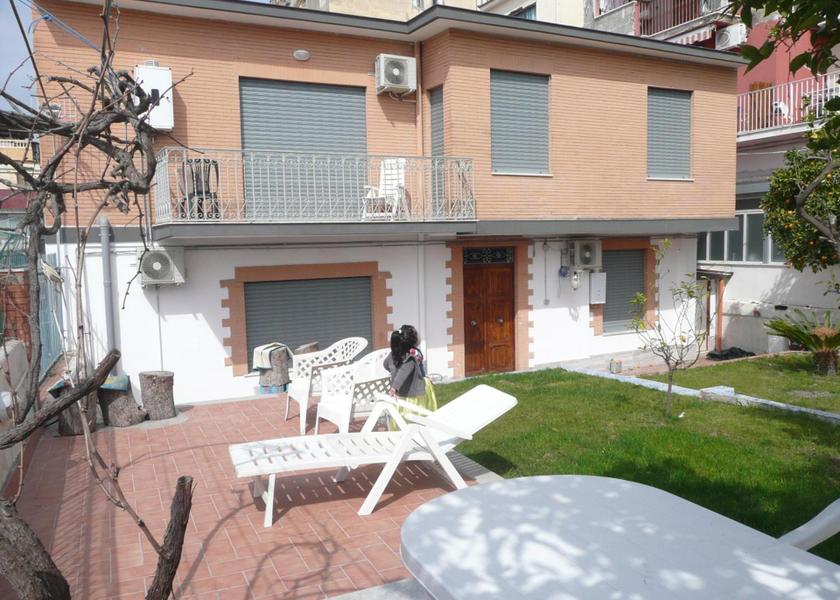 Campania Ercolano garden