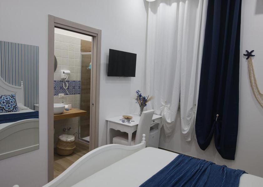 Campania Ercolano Double Room with Private Bathroom