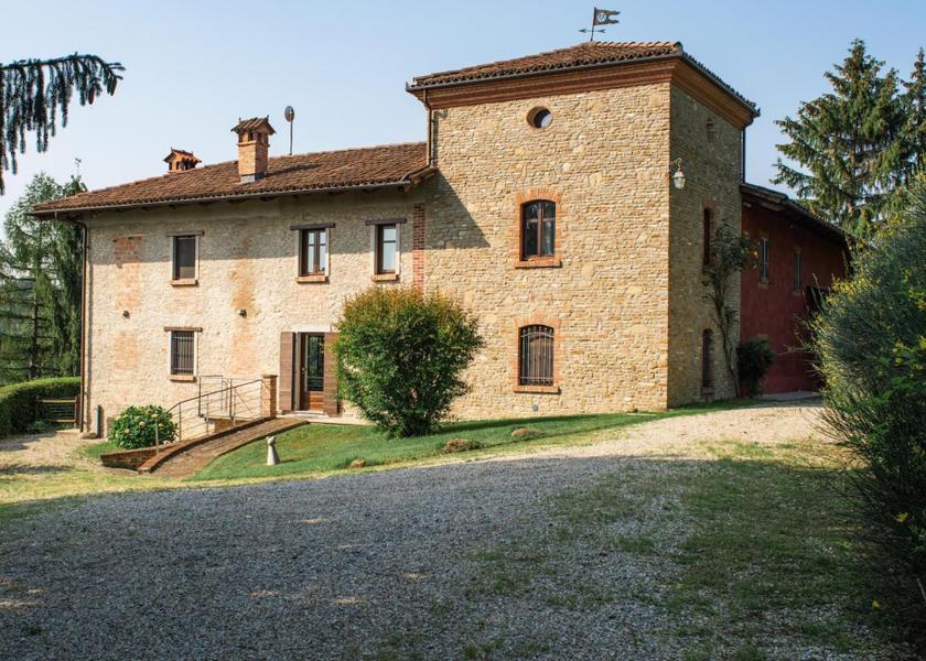 Piedmont Benevello exterior view