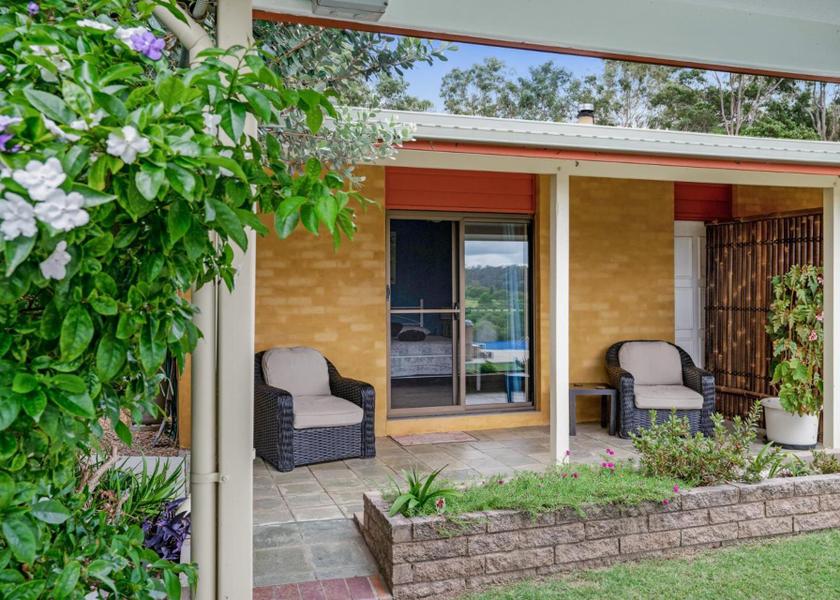 Queensland North Deep Creek garden