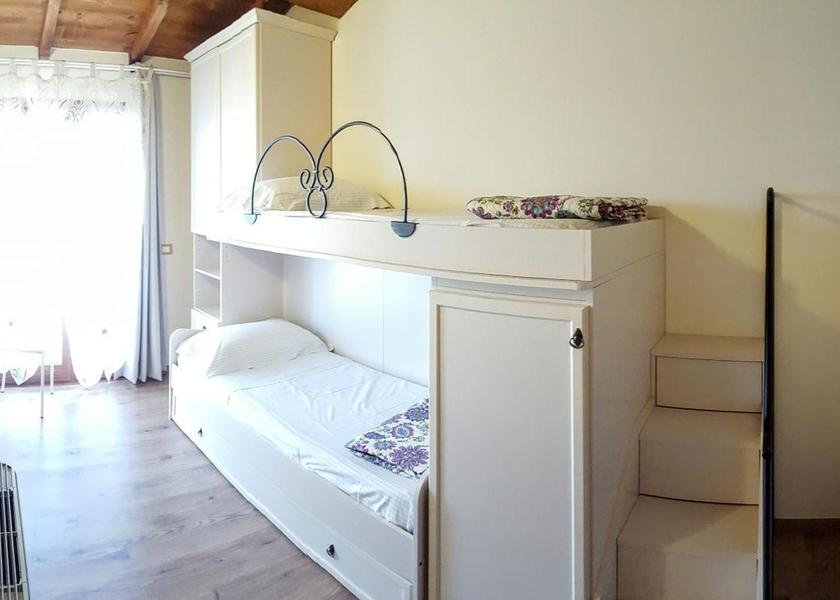 Tuscany Collesalvetti Two-Bedroom Apartment with Terrace