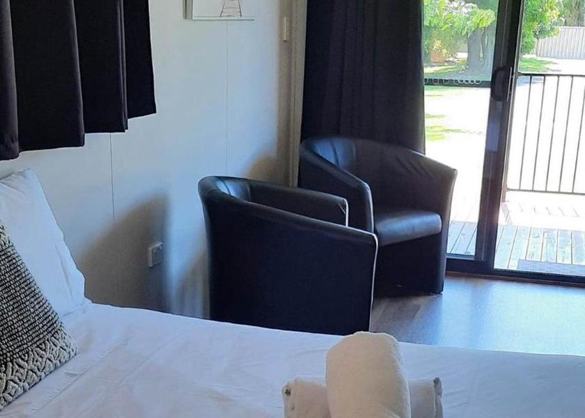 Livingstone Shire Yeppoon Deluxe Double Studio