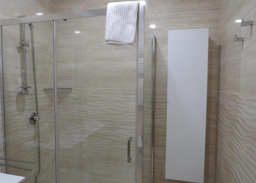 Sicily Gela shower