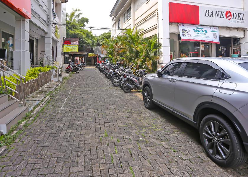  South Tangerang parking lot