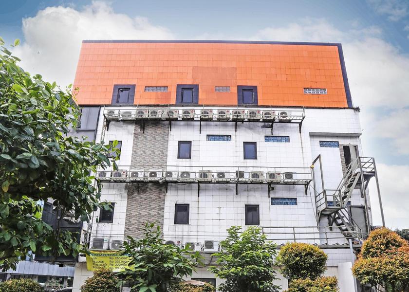  South Tangerang entrance