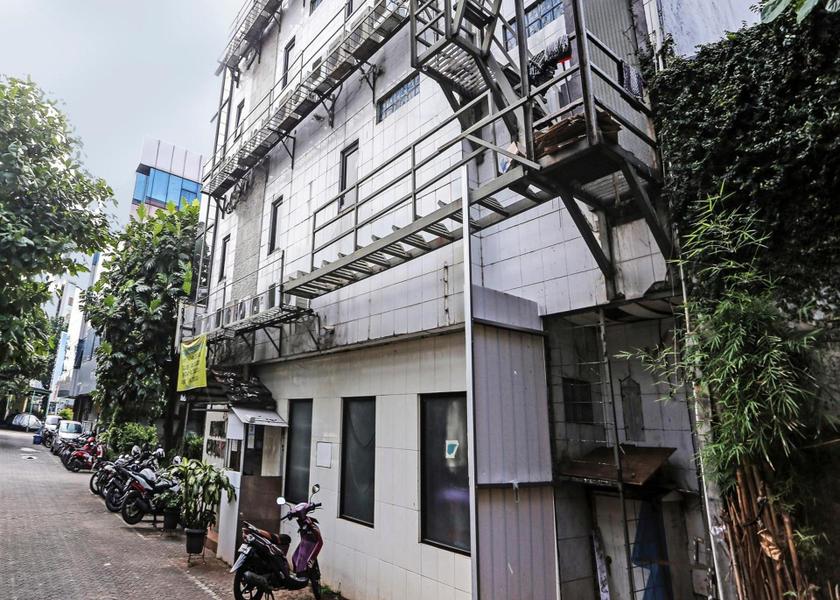  South Tangerang entrance